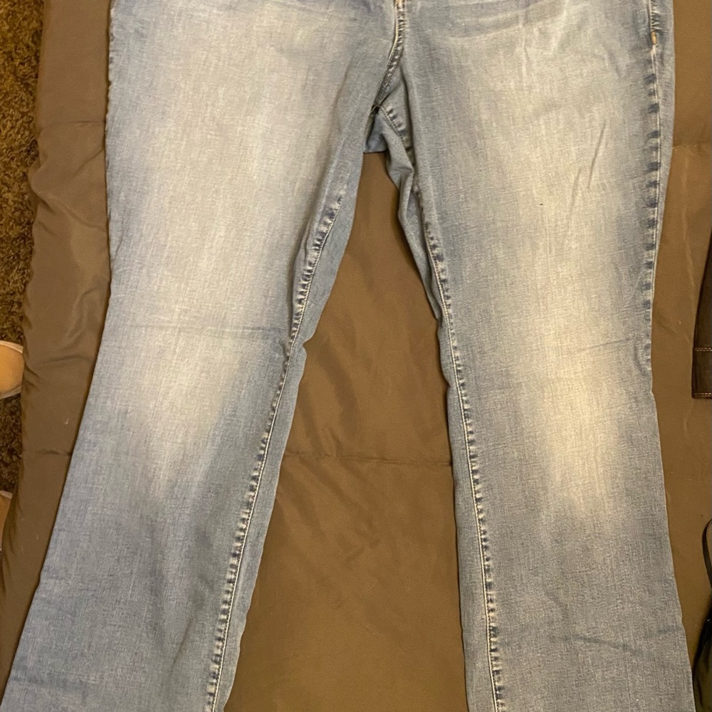 Stylish Light Blue Flare Jeans for Women by Curvy